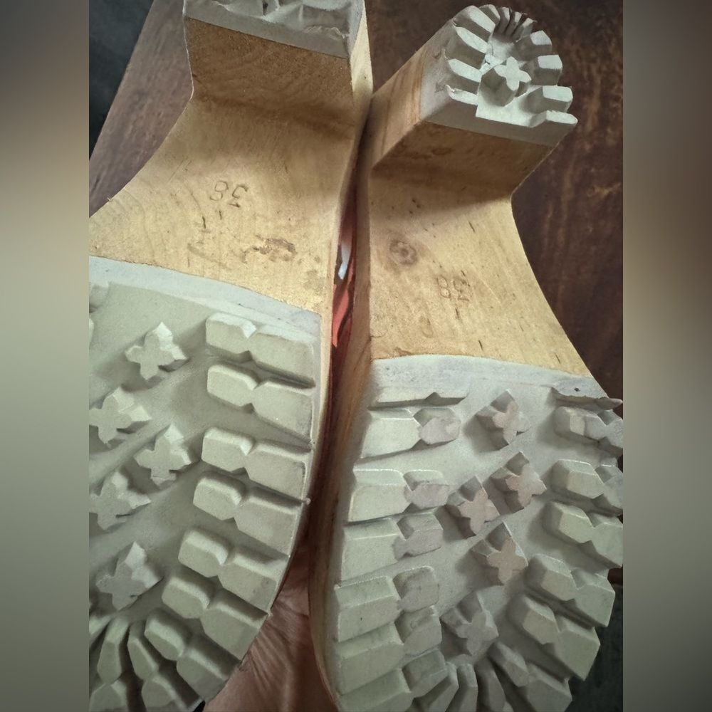 Mia Abba Swedish 70's style wooden clog heels - Picture 9 of 9